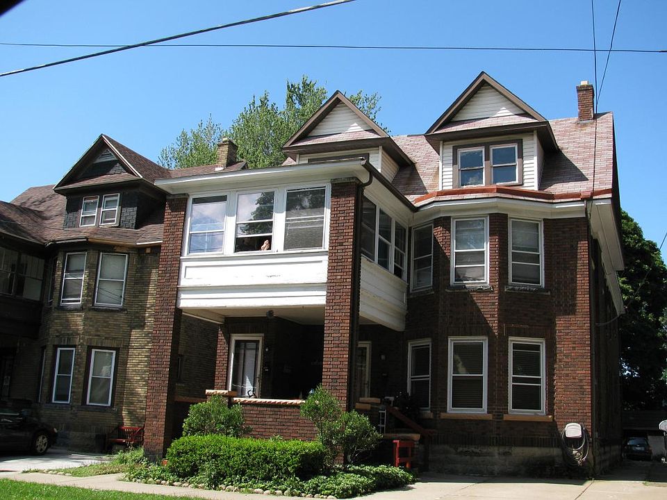 1st image of 1036 W 7th St #2