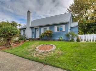 590 23rd St NE, Salem, OR 97301