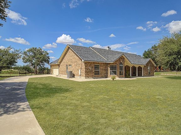5th image of 108 Deer Ridge Dr