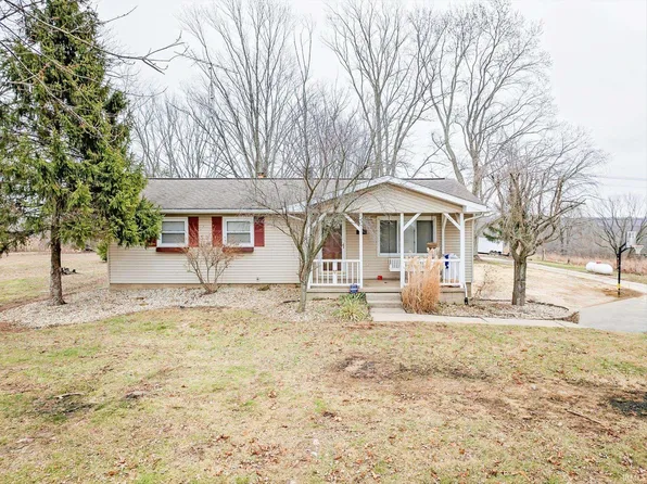 1200 N Warren Rd, Bloomfield, IN 47424