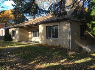 961 Beaver Grade Rd, Coraopolis, PA 15108