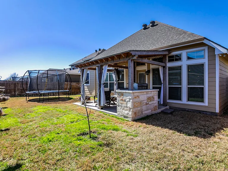 5317 Lancaster Dr — Photo 21