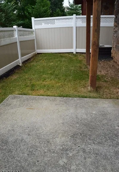 220 Patriot Hill Dr — Photo 22