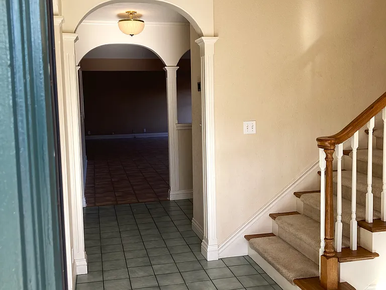 Cedar Hill Way — Photo 3