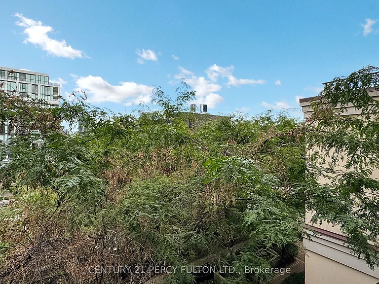 23 Rean Dr #405 — Photo 26