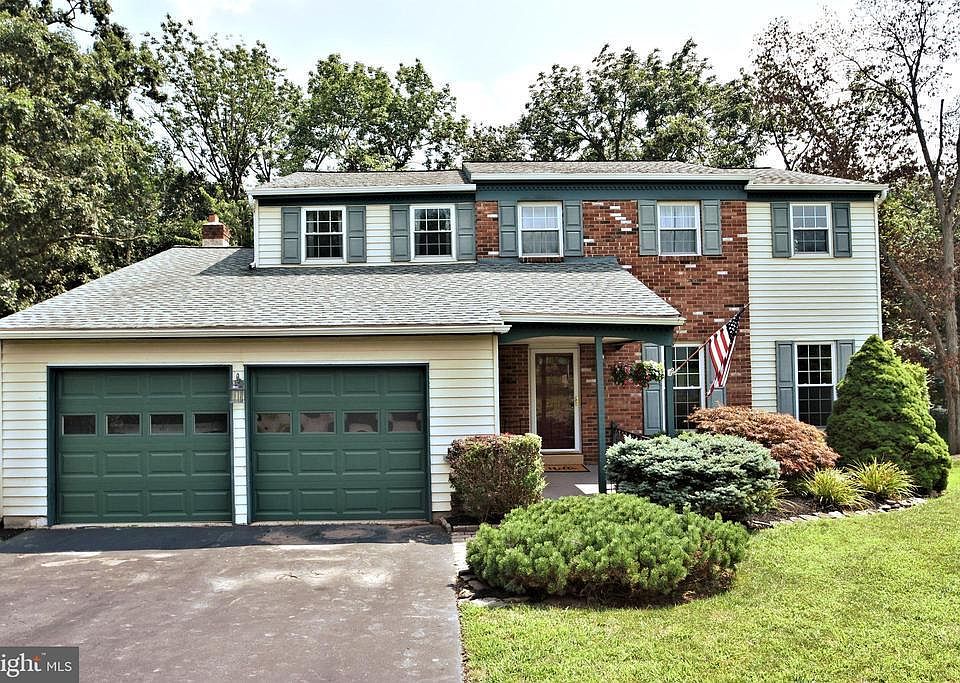 1st image of 511 Colony Dr