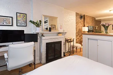 Rented by Joseph Jackson, Landlord