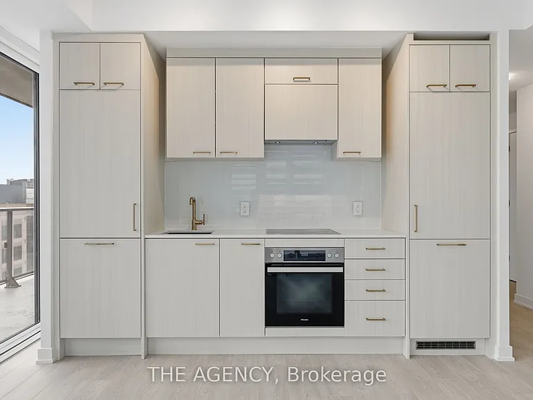 634 Church St #2303 — Photo 7