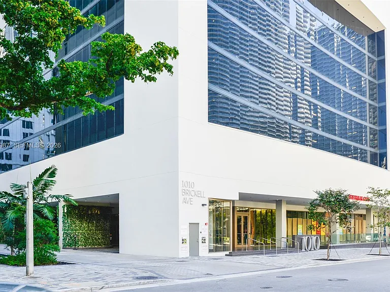 1010 Brickell Ave #2906 — Photo 25