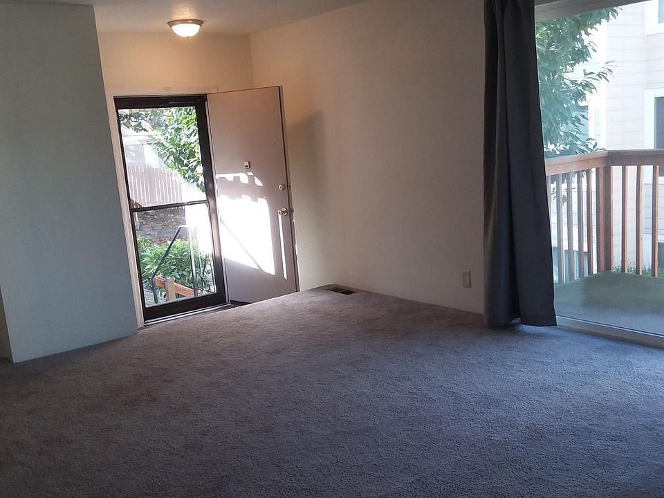 1st image of 23740 100th Ave SE #201