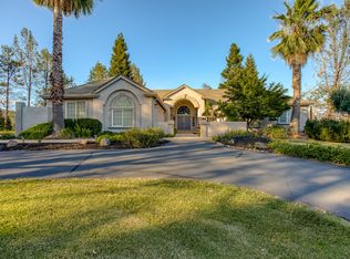 15470 Middletown Park Dr, Redding, CA 96001