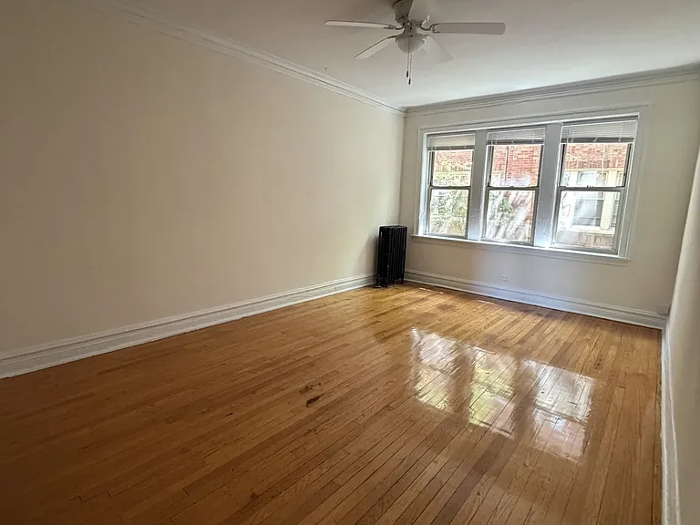 4955 N Whipple St #1E — Photo 4