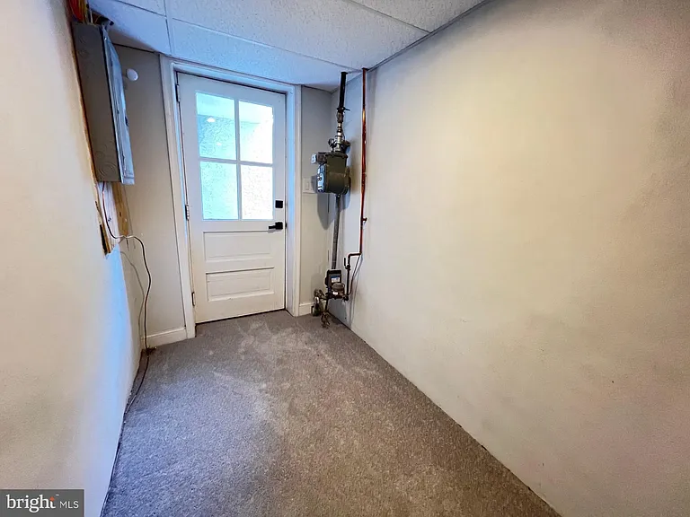 4735 Sheldon St — Photo 23