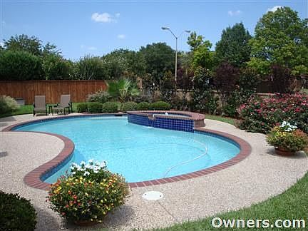 Gorgeous. A backyard oasis!