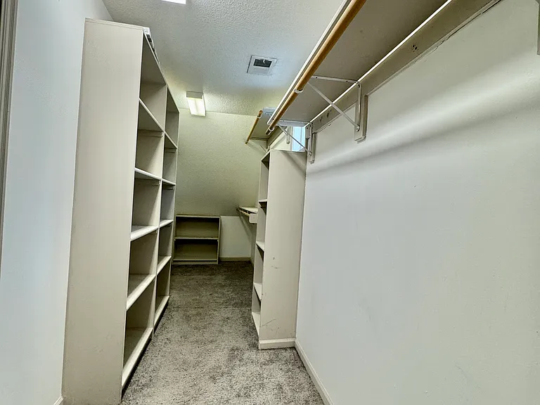 5204 Brookside Blvd — Photo 16