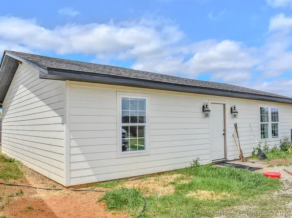 3253 E 2090th Rd, Sawyer, OK 74756