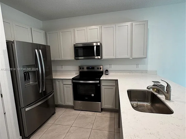 4860 Dillion St #4860 — Photo 10