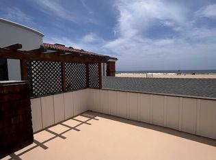 1622 W Oceanfront UNIT 1/2, Newport Beach, CA 92663
