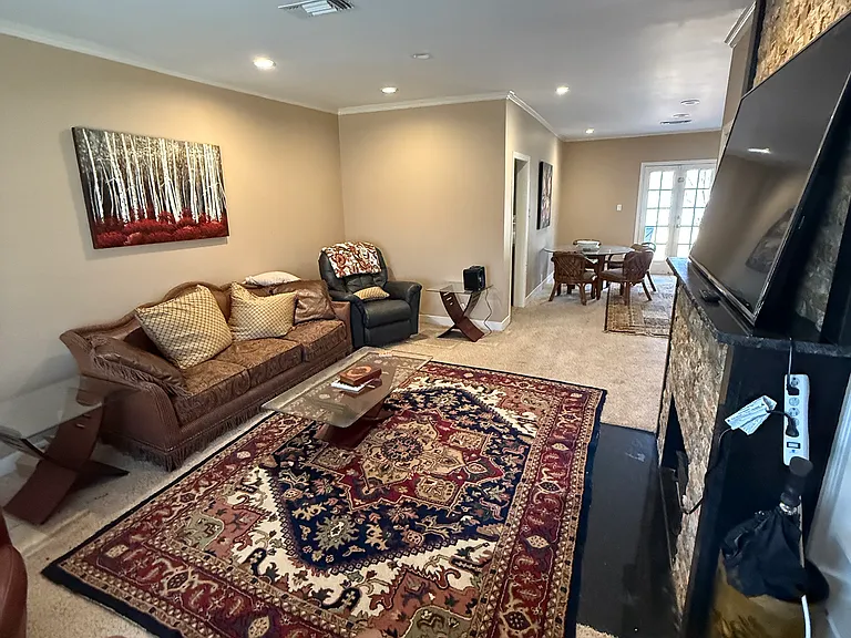 856 Highland Ave — Photo 5