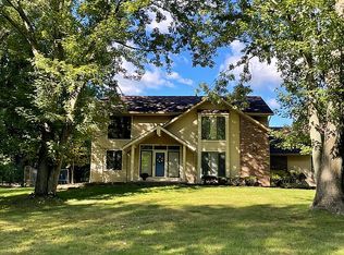 10 Falcon Trl, Pittsford, NY 14534