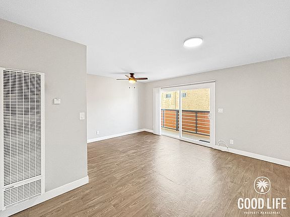 3rd image of 4444 49th St APT 8