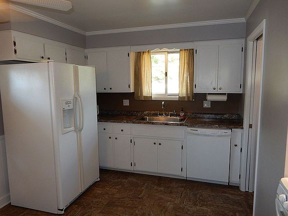 5th image of 1143 Bonnie Ln