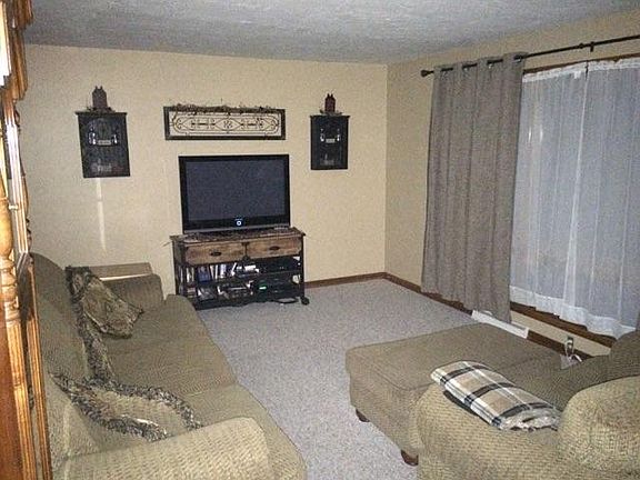 4th image of 2605 N County Road 250 W