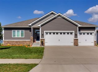 2110 NW 20th St, Ankeny, IA 50023
