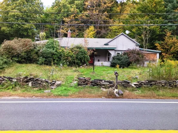 426 W Main St, Plainfield, MA 01070