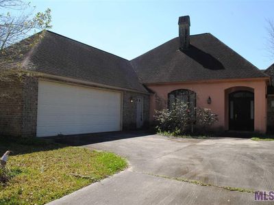 12055 Home Port Dr, Maurepas, LA, 70449