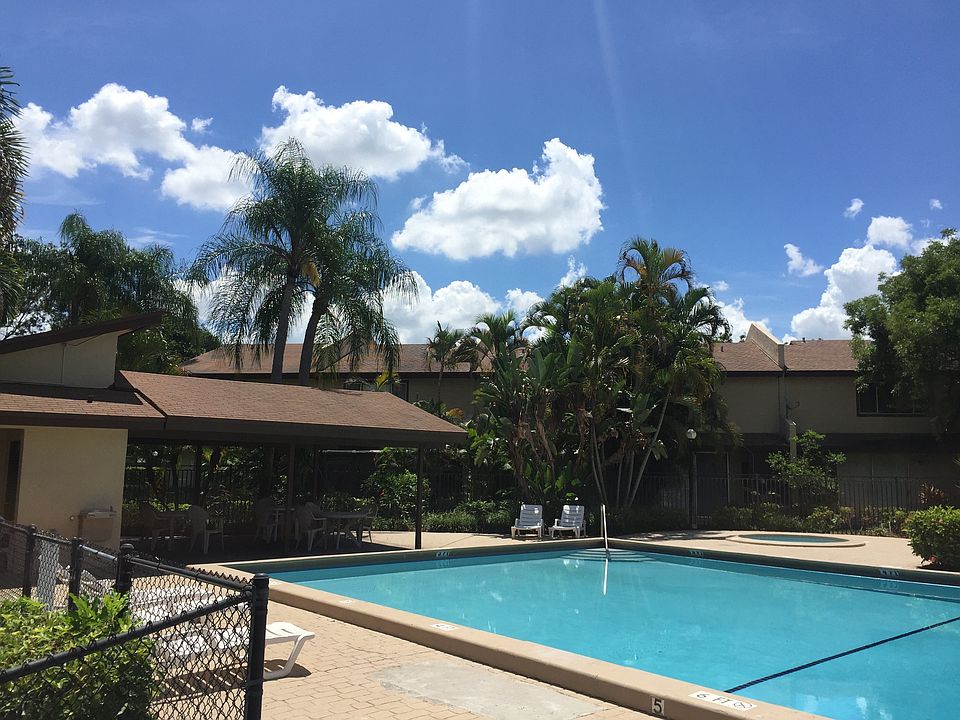 1st image of 1219 Hampton Blvd