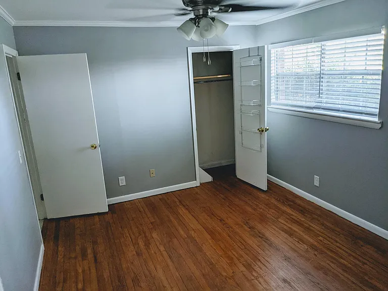 319 Walsh Rd #B — Photo 10