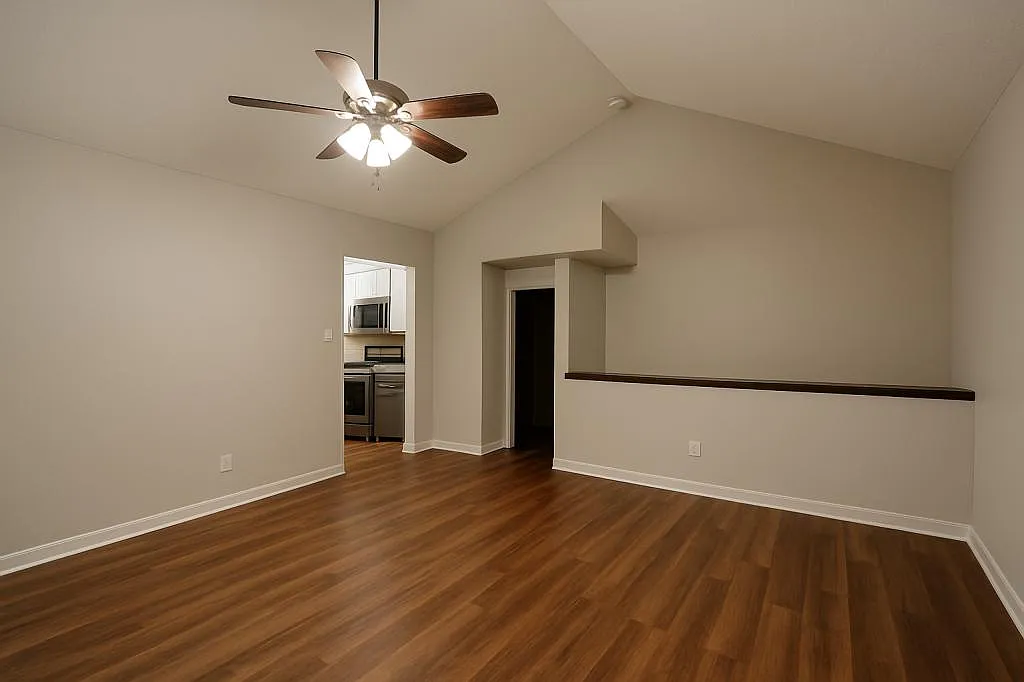 221 S Maize Rd, unit 36 — Photo 2