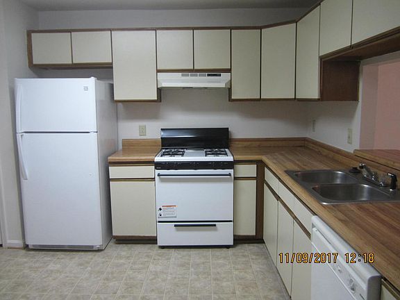 2nd image of 803 Quesnel Dr