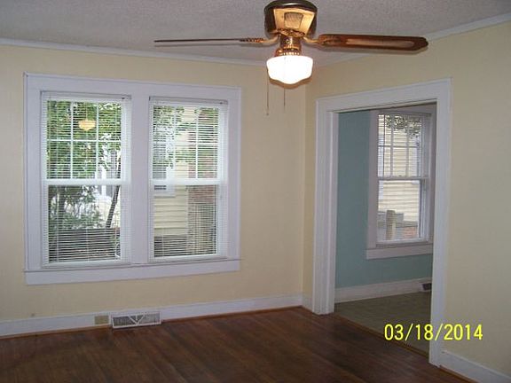 4LivingRoom_03192014