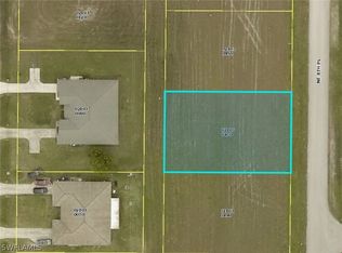1808 NE 8th Place Cpe, Coral, FL 33909
