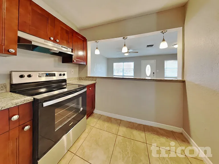 1253 Jasmine Way — Photo 5