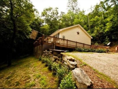 140 Autumn Valley Ln, Scaly Mountain, NC, 28775
