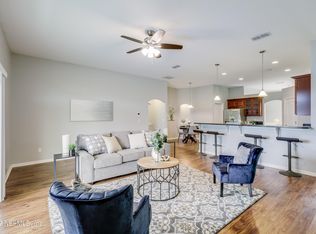 901 Raindrop Ln, Middleburg, FL 32068