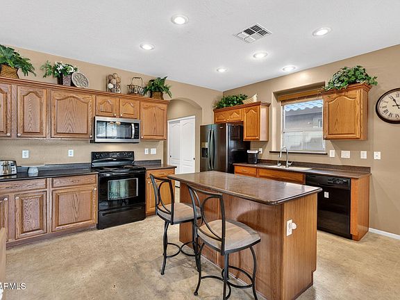 3rd image of 17756 W EUGENE Terrace