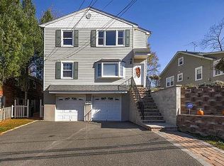 3 Oak Grove Rd, Caldwell, NJ 07006