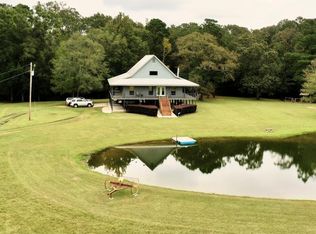 88 Compton Ranch Rd, Poplarville, MS 39470