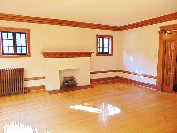 2nd image of 5316 S Greenwood Ave APT 1