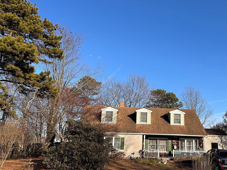 1st image of 11 Redpine Drive