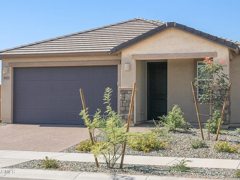 9829 W Monterey Way — Photo 2