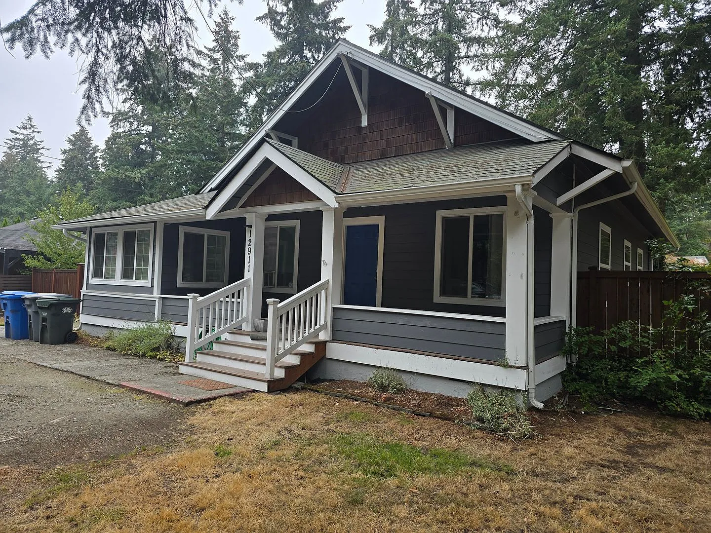 4 Bedroom in Convenient Lakewood Location! — Photo 2