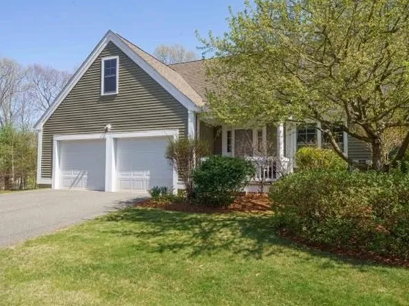 9 Jackson Ct, Uxbridge, MA 01569