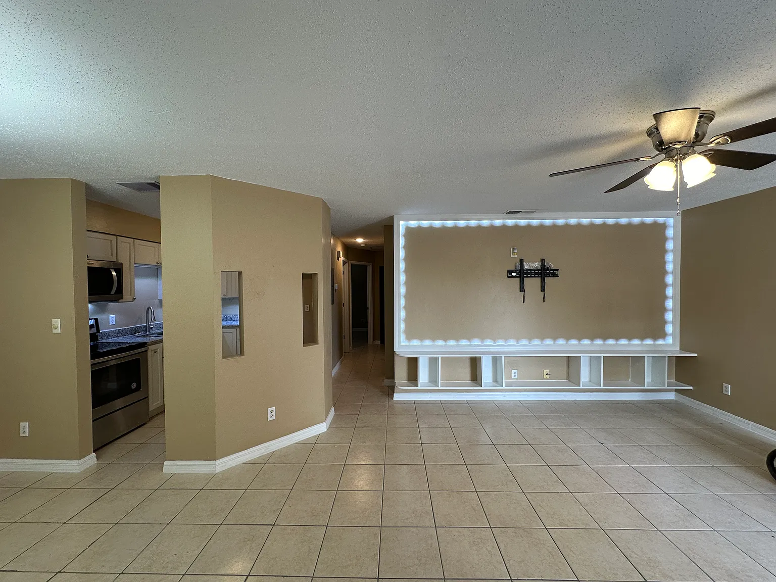 1805 SE 15th PL — Photo 4