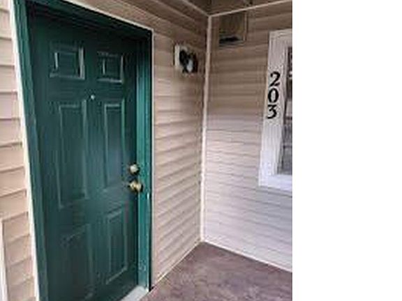 2nd image of 1221 University Avenue #C-203