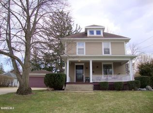 111 W Coates Pl, Freeport, IL 61032